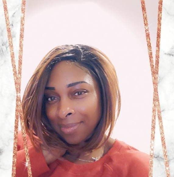 Meet your Posher, Staci - Picture 1 of 1